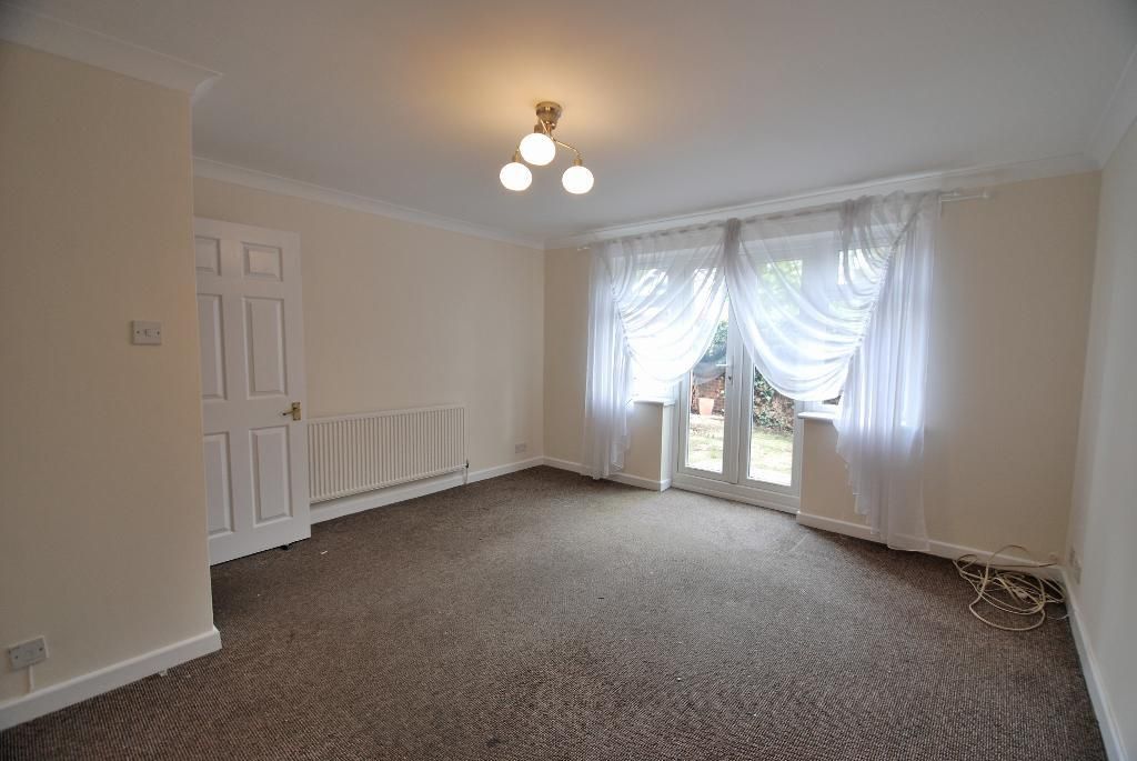 Property photo 3 of 9 Living/Dining - Alternative View