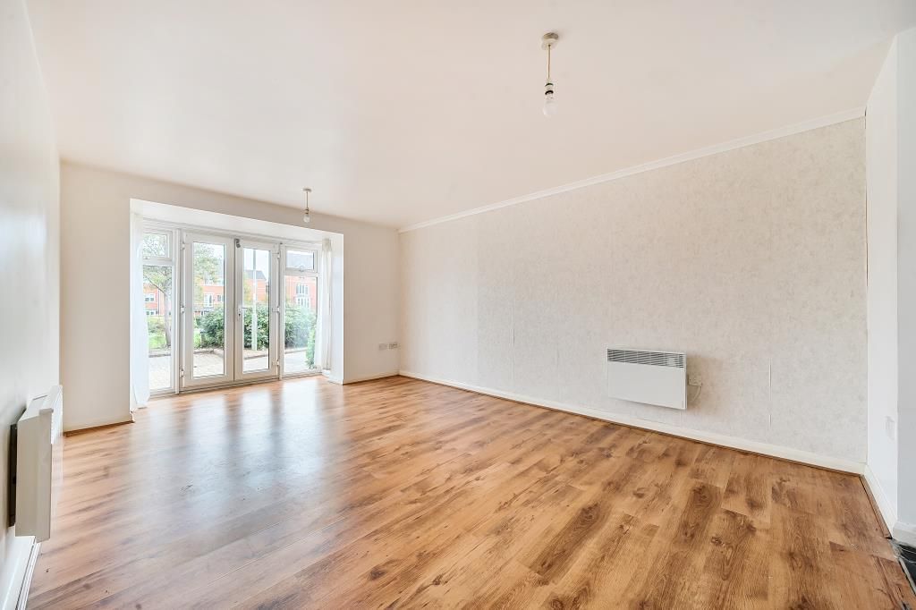 Property photo 3 of 15 Reception