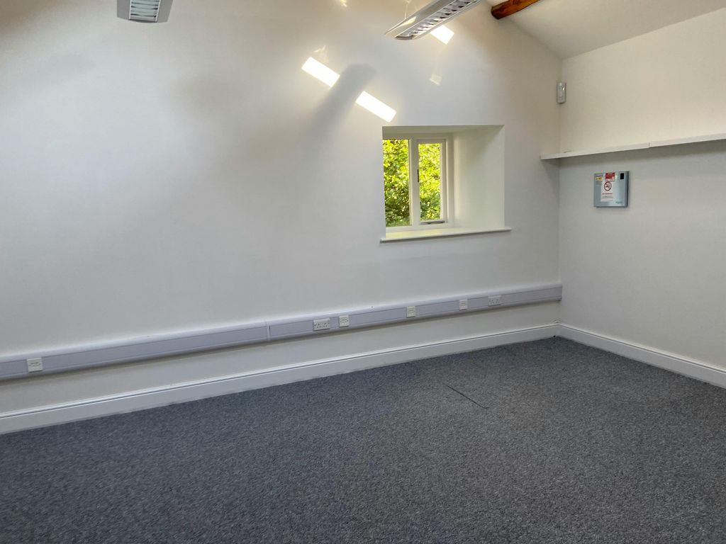 Property photo 2 of 12 Img_1985.Jpg