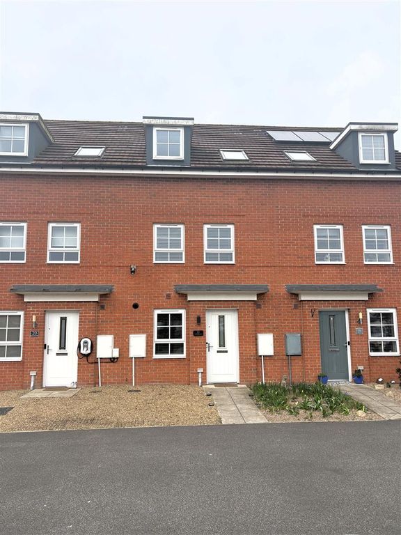 Property photo 1 of 14 Front