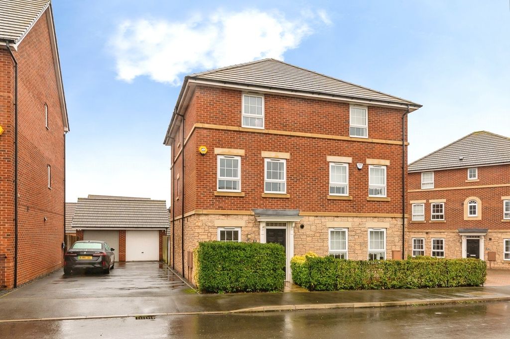 Property photo 1 of 21 Pbox-Img.Jpg