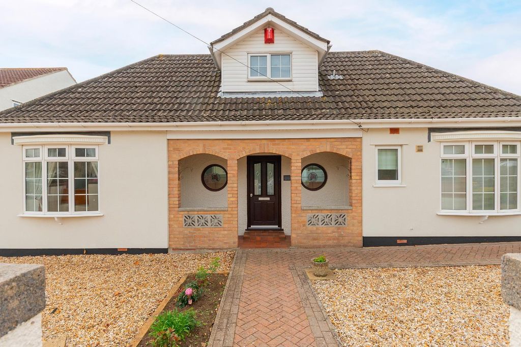 Property photo 3 of 32 2D5Hrcn - External C.Jpg