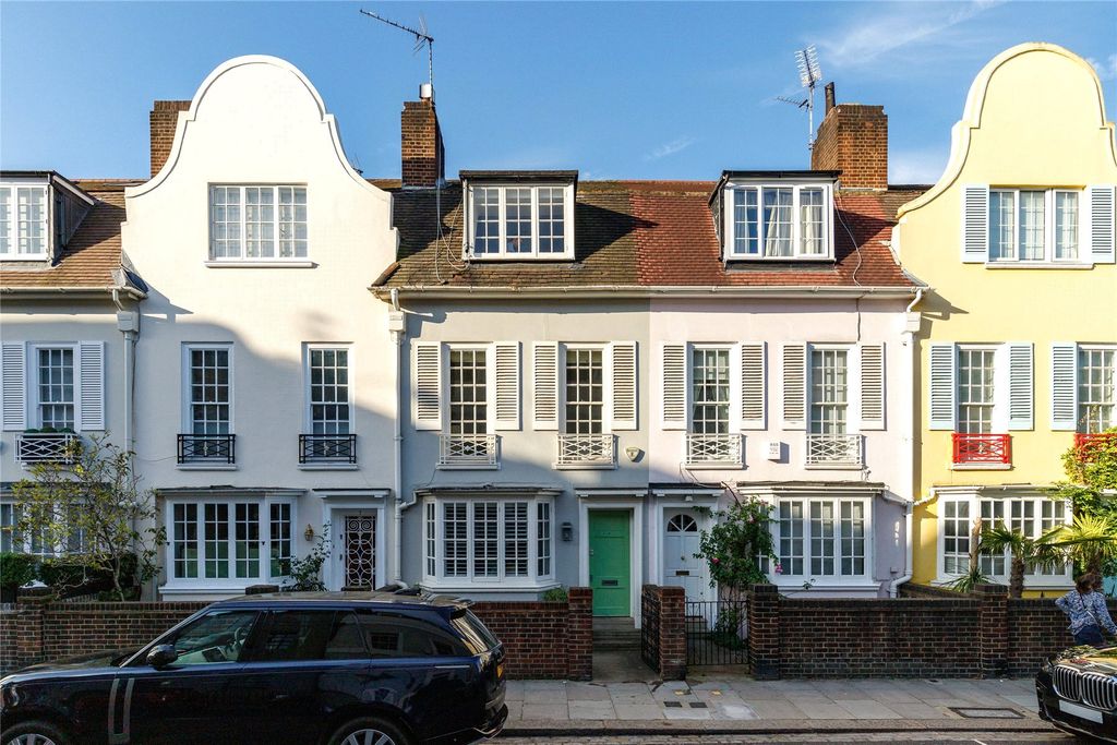 Property photo 1 of 18 Exterior