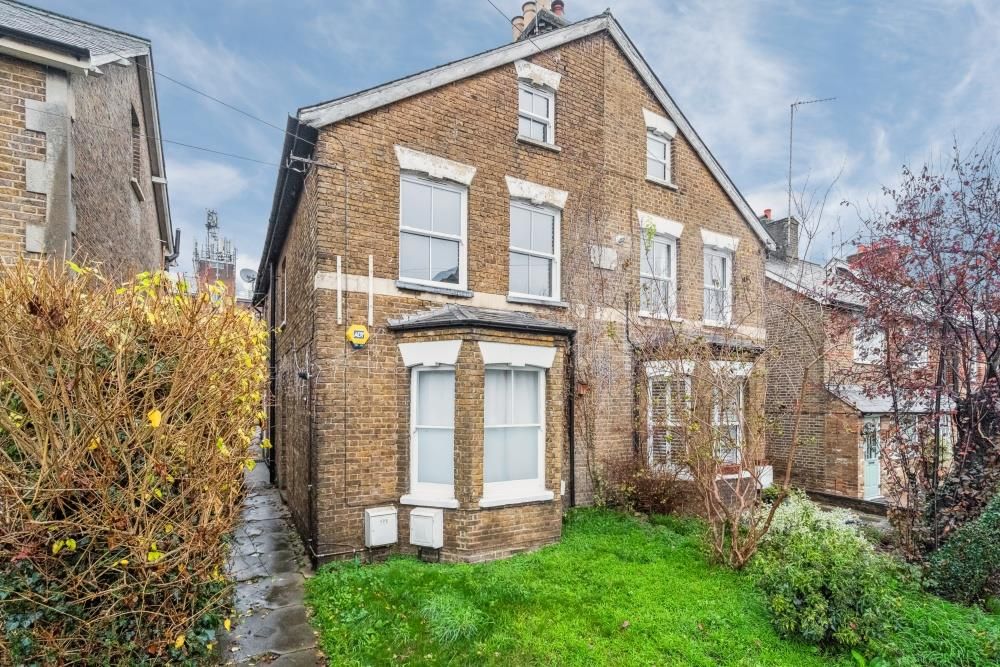 Property photo 1 of 19 Front