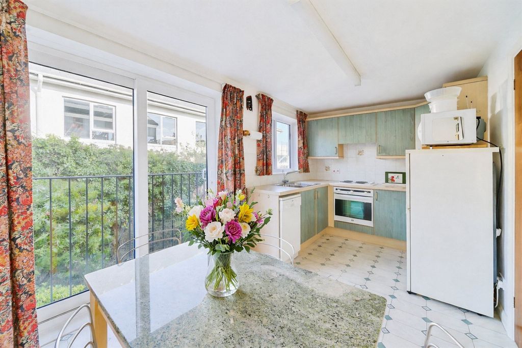 Property photo 1 of 21 1 - Picture No. 41