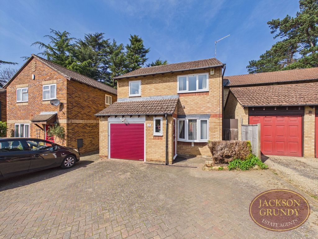 Property photo 1 of 18 Ten Pines