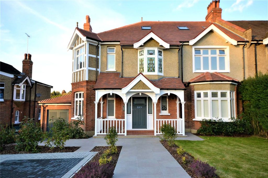 Property photo 1 of 10 Photo