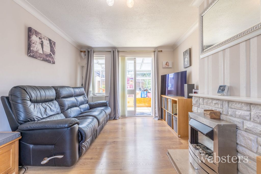 Property photo 3 of 13