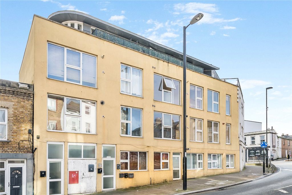 Property photo 1 of 12 Picture No. 03