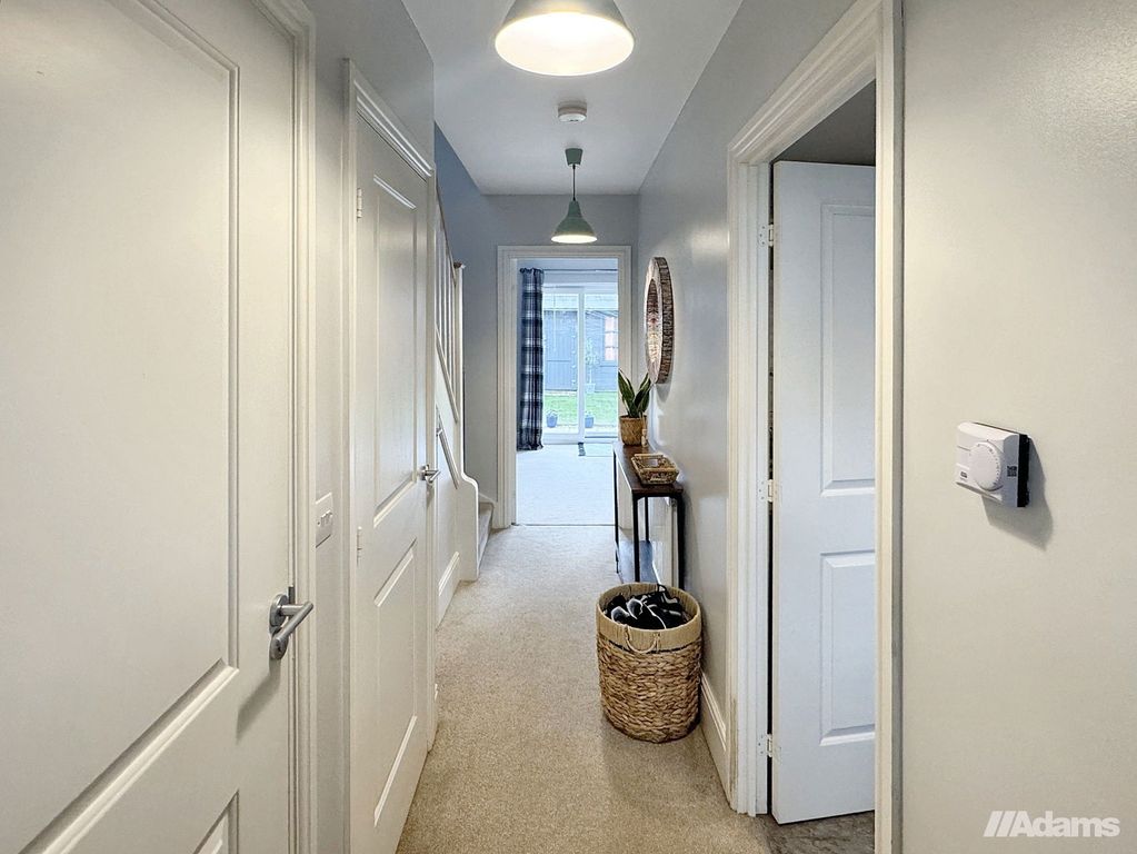 Property photo 3 of 20