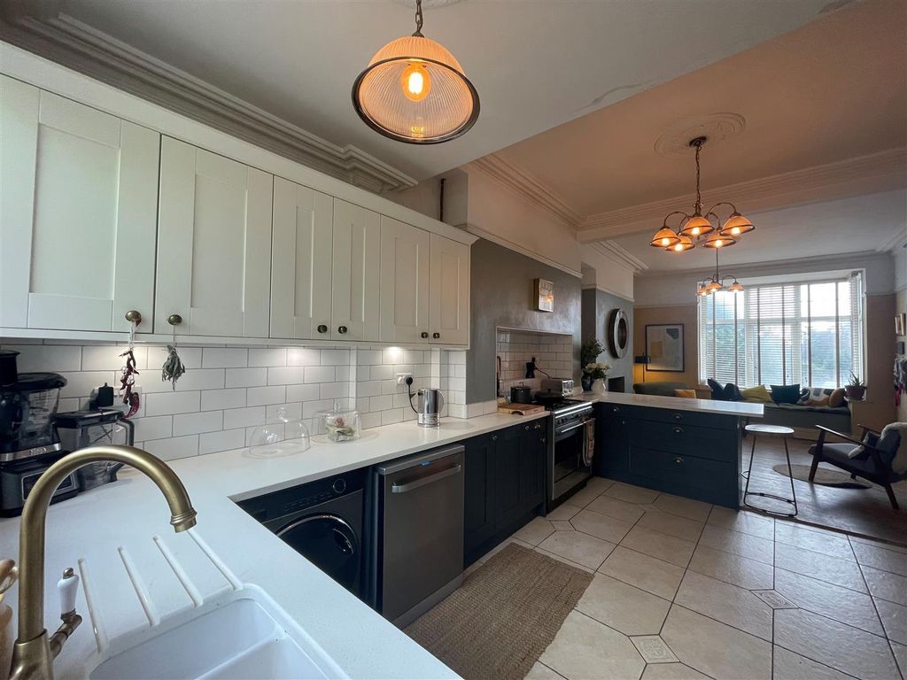 Property photo 3 of 38 Open Plan Kitchen Sitting Room