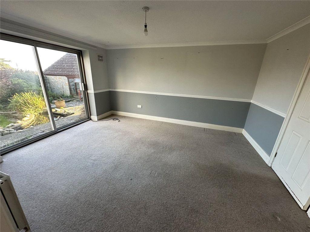 Property photo 3 of 18 Picture No. 06