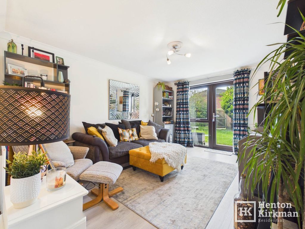 Property photo 2 of 15