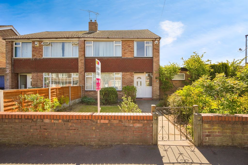 Property photo 1 of 17