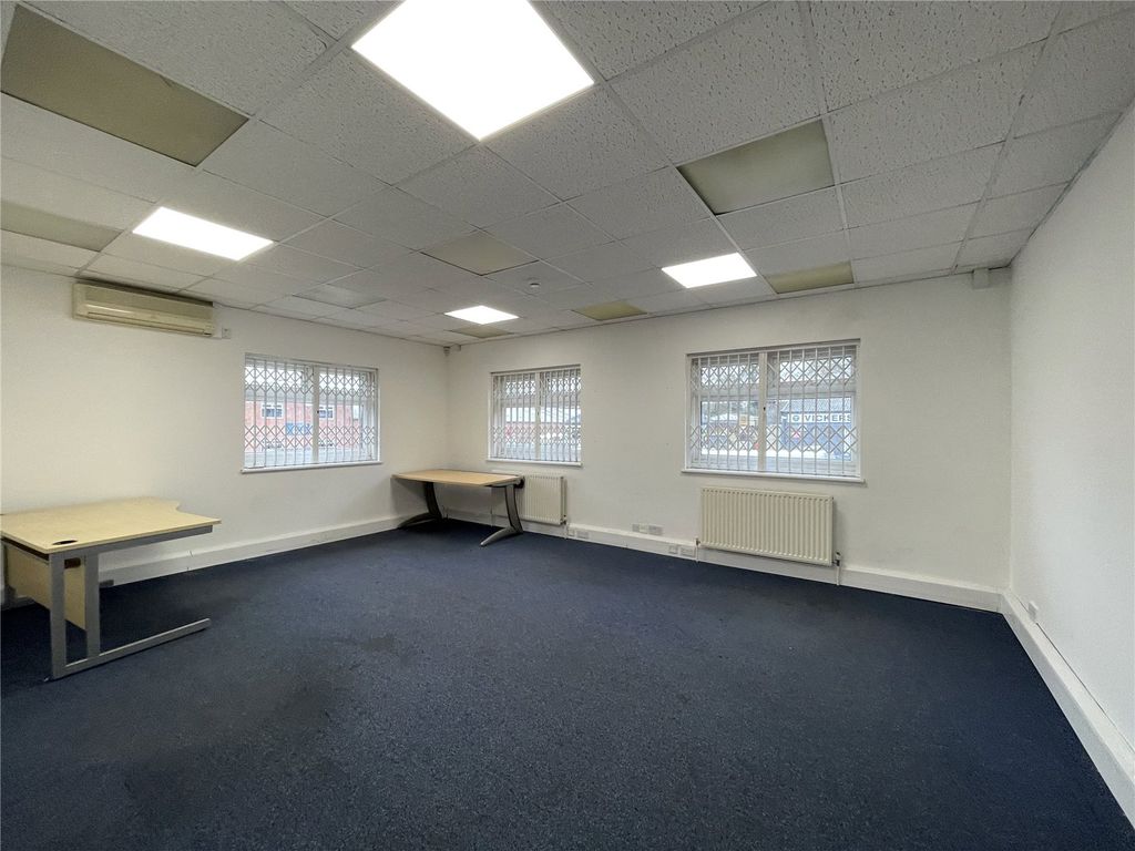 Property photo 2 of 9 Picture No. 08