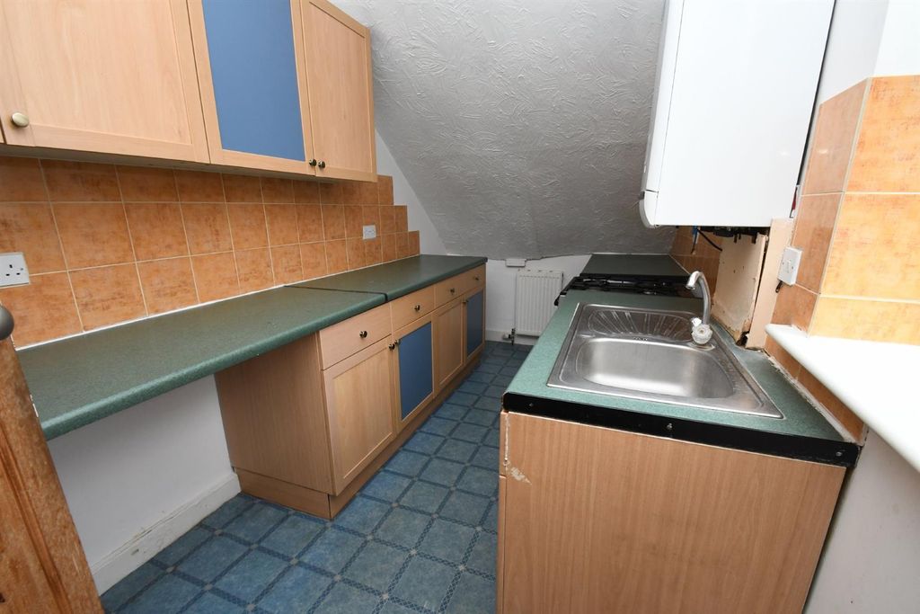 Property photo 2 of 5
