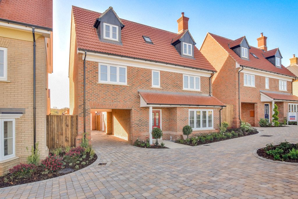 Property photo 1 of 32 Dsc_0016-Dsc_0018