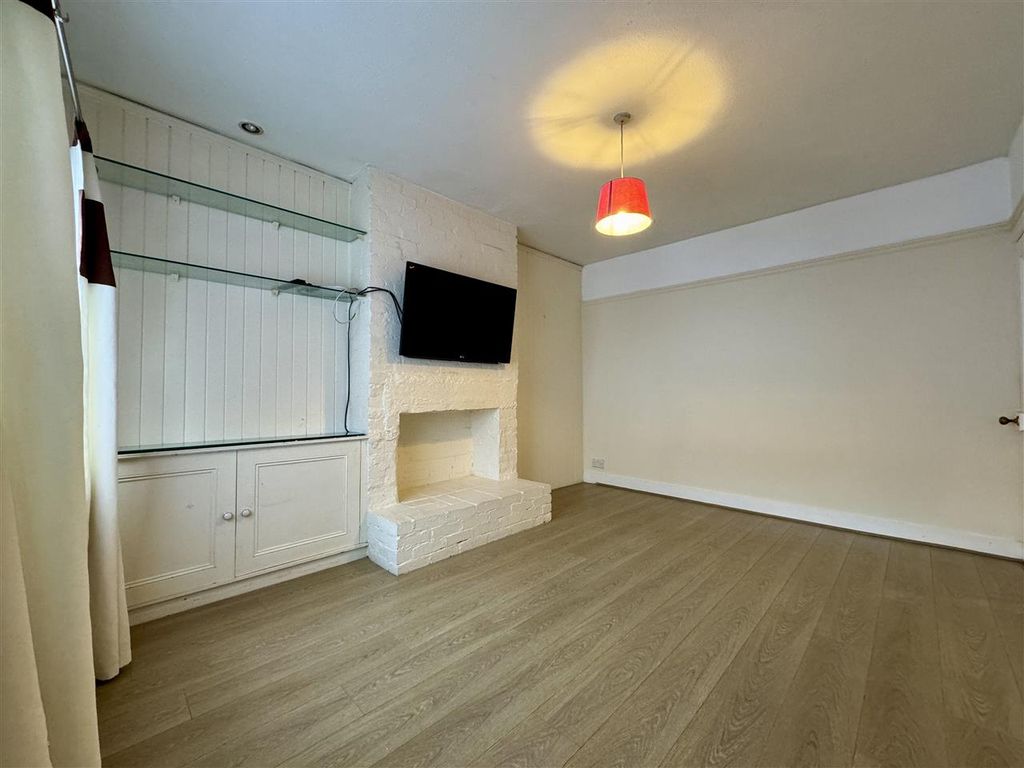 Property photo 2 of 19 Viewing Instructions: