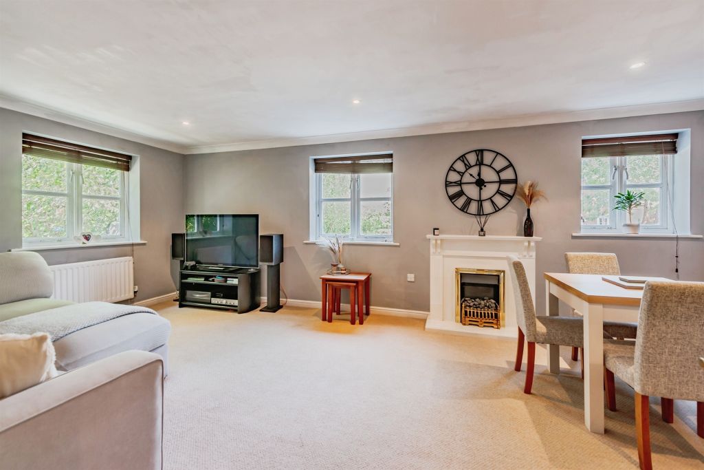 Property photo 2 of 15