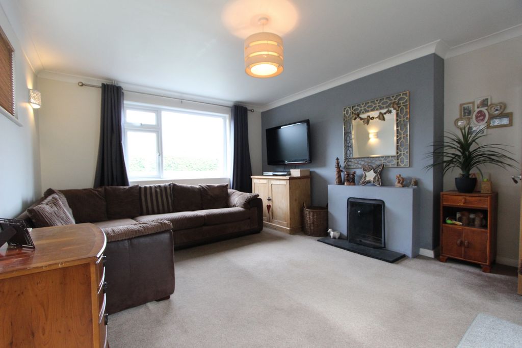 Property photo 2 of 14 Photo 12