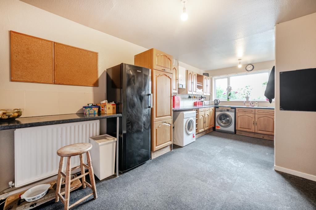 Property photo 3 of 19 Photos