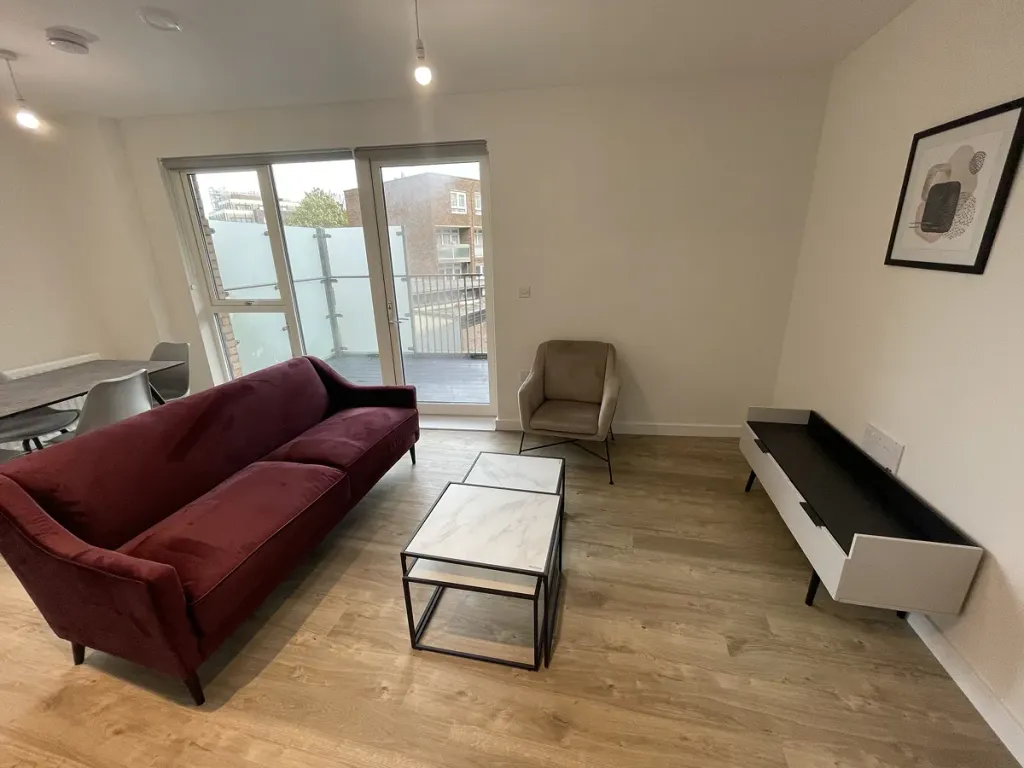 Property photo 3 of 14