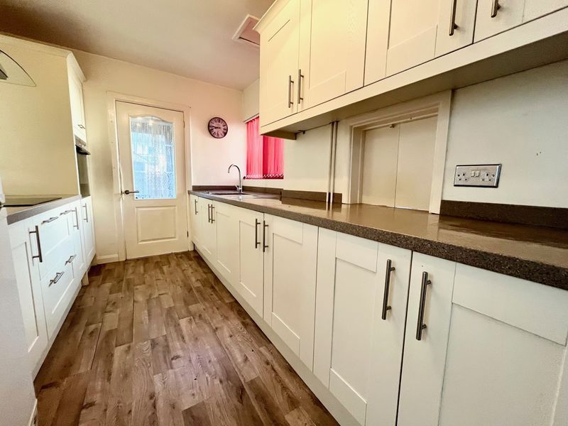 Property photo 2 of 12 Kitchen