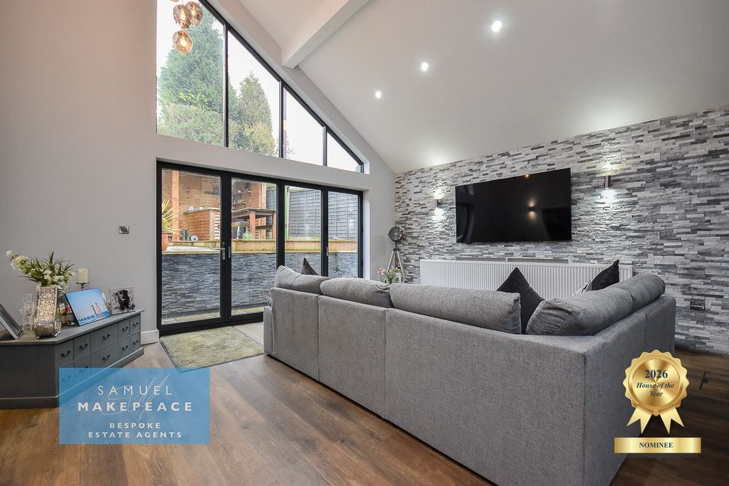 Property photo 3 of 34 Gallery