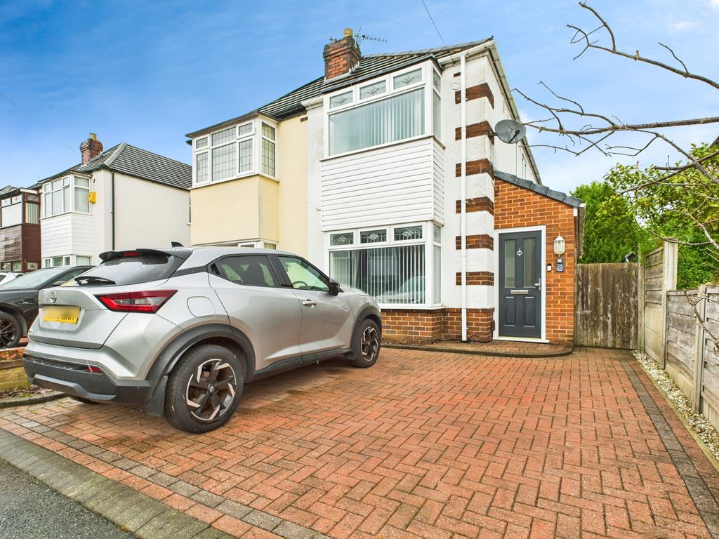 Property photo 1 of 32