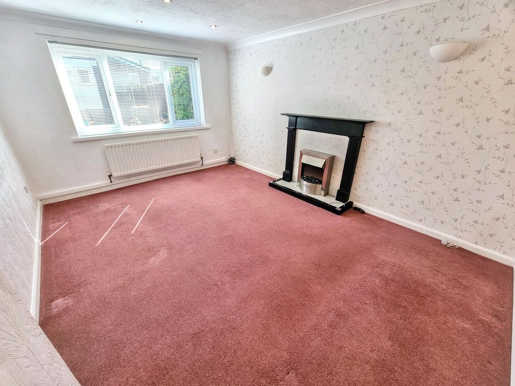 Property photo 2 of 11 Photo 10