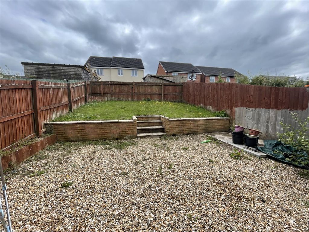 Property photo 3 of 15