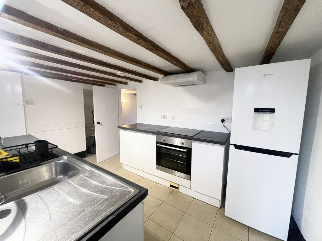 Property photo 3 of 12 Photo 2