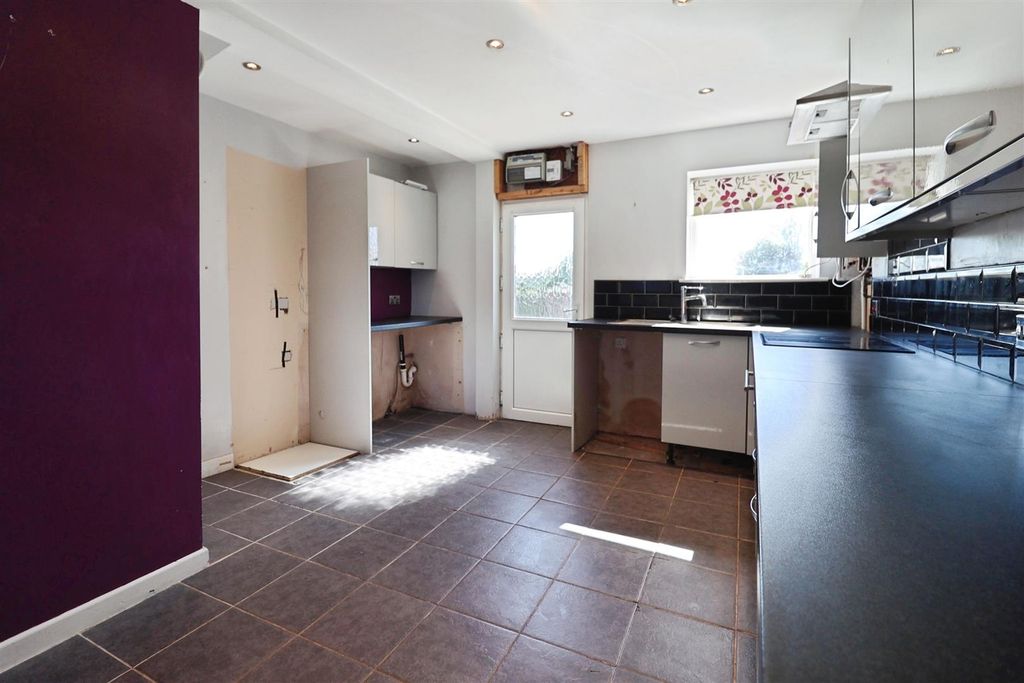 Property photo 3 of 21 5.Jpg