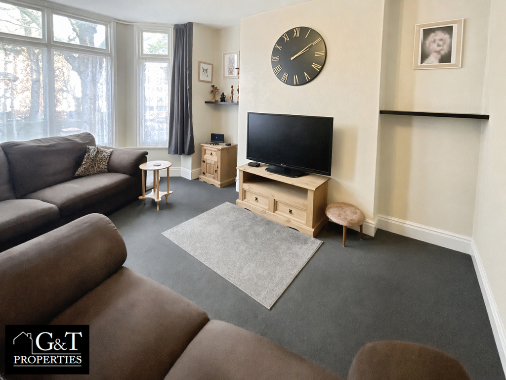 Property photo 3 of 8 Living Room