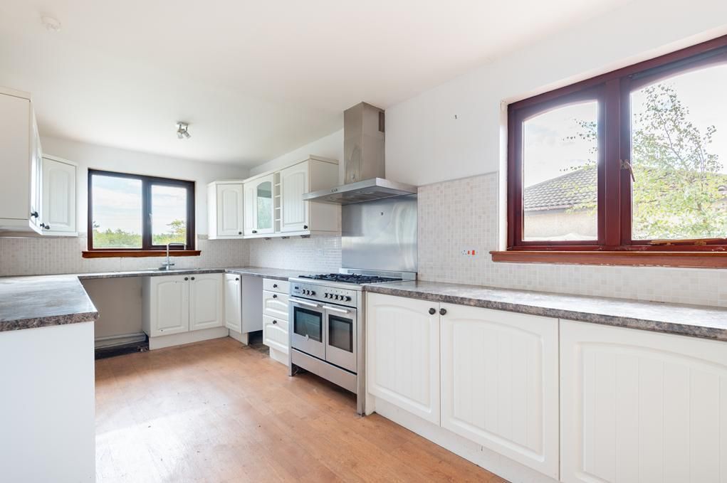 Property photo 3 of 19 Cup1484Seg Kitchen.Jpg
