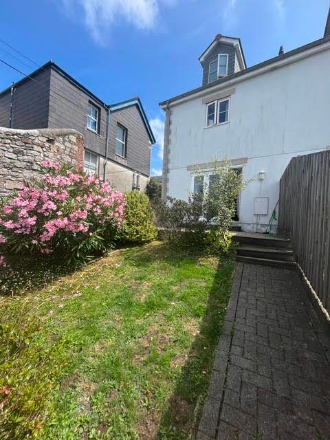 Property photo 2 of 5