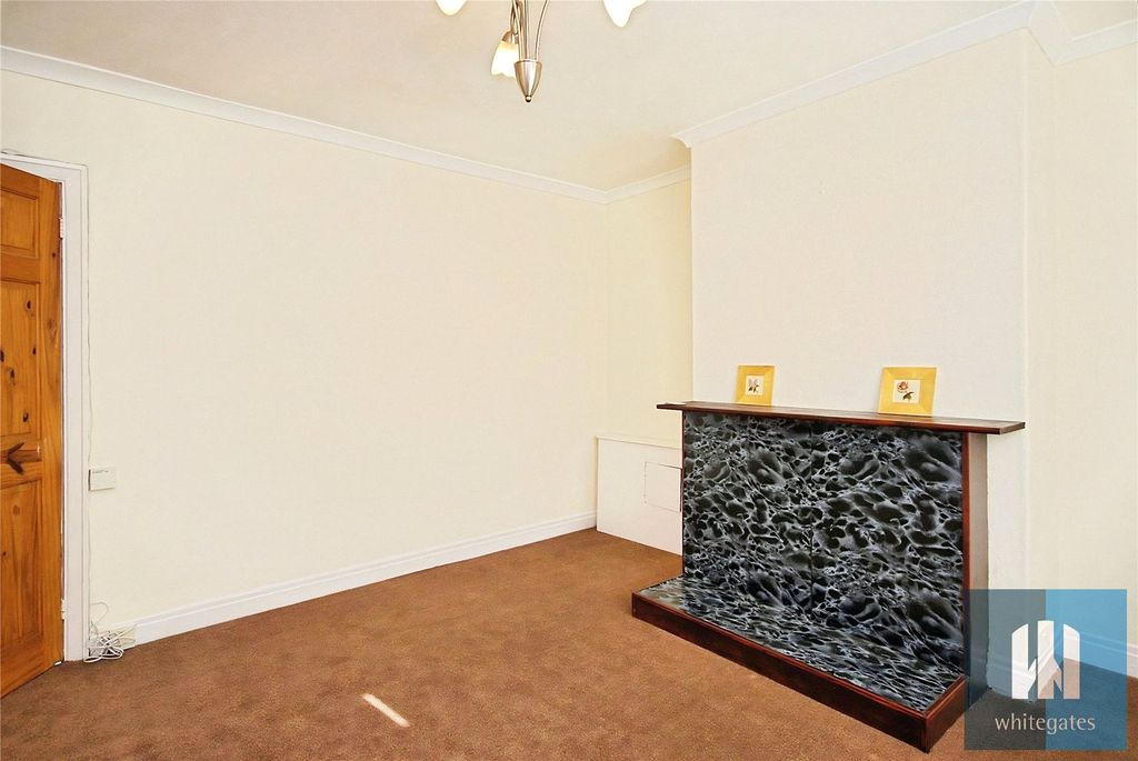 Property photo 3 of 15 Picture No. 23