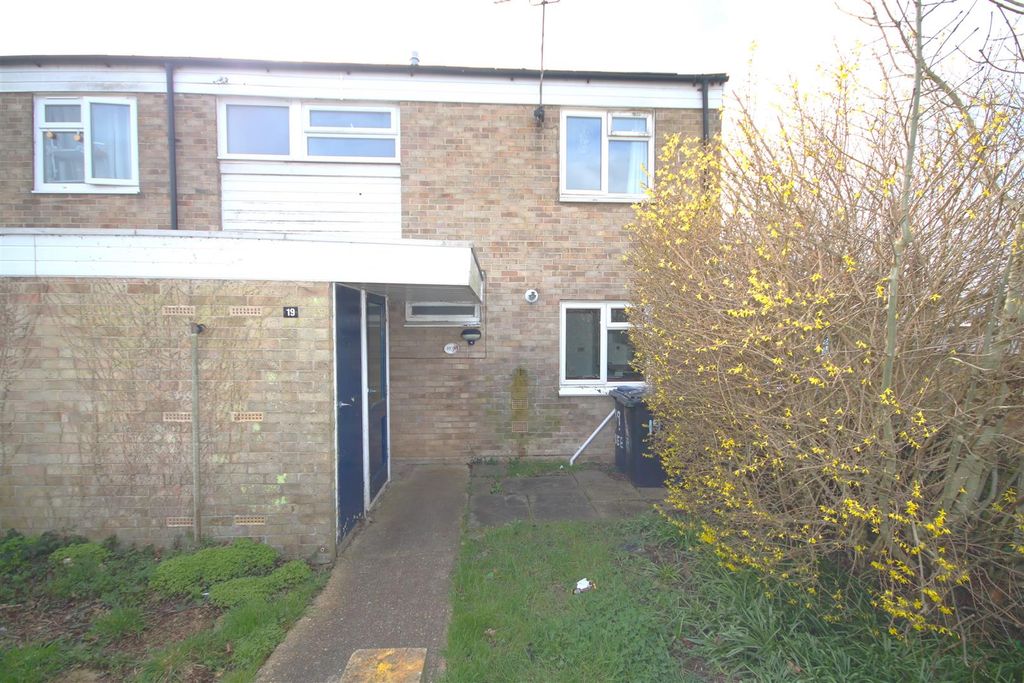 Property photo 1 of 10 Front.Jpg