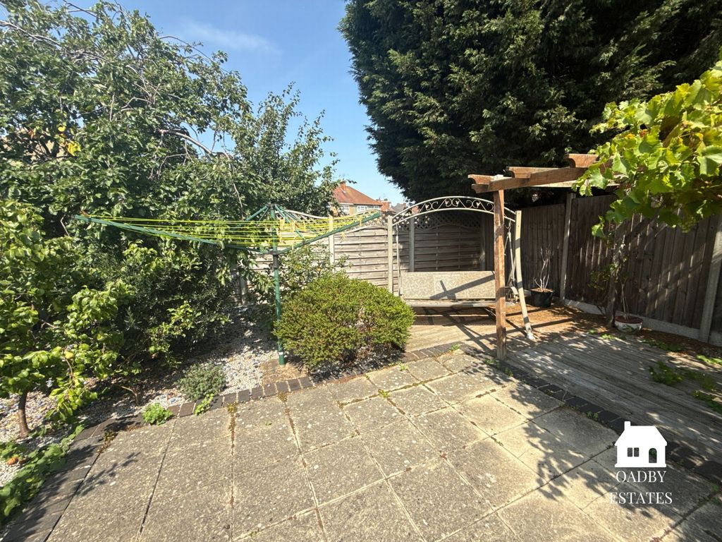 Property photo 2 of 17 Photo 2