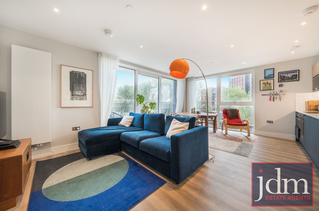 Property photo 1 of 10 Ea2Cce26-B2c4-40d...
