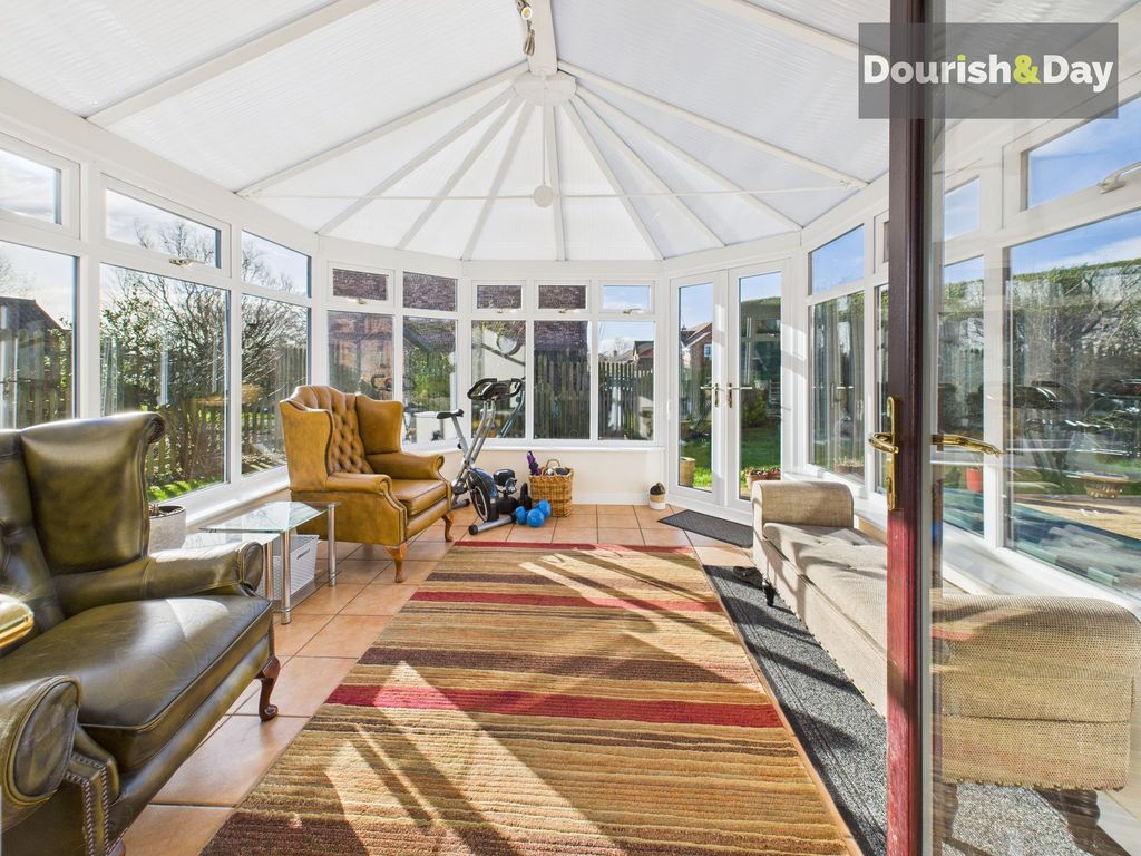 Property photo 3 of 31