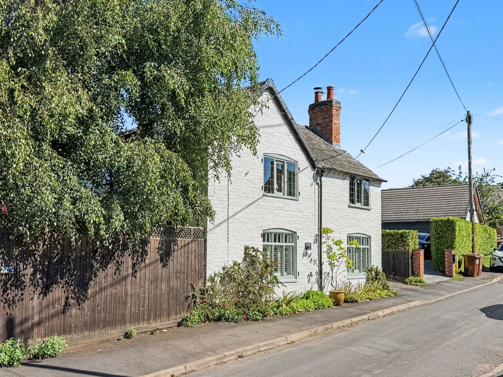 Property photo 1 of 44