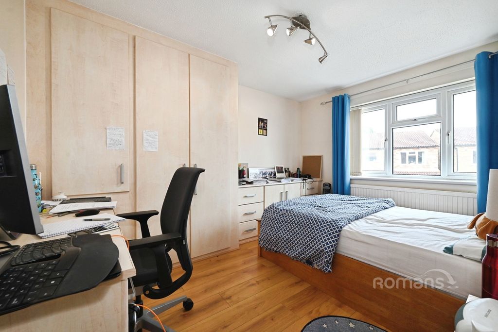Property photo 2 of 24 Pbox-Img.Jpg