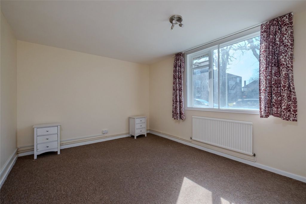 Property photo 2 of 6 Picture No. 02
