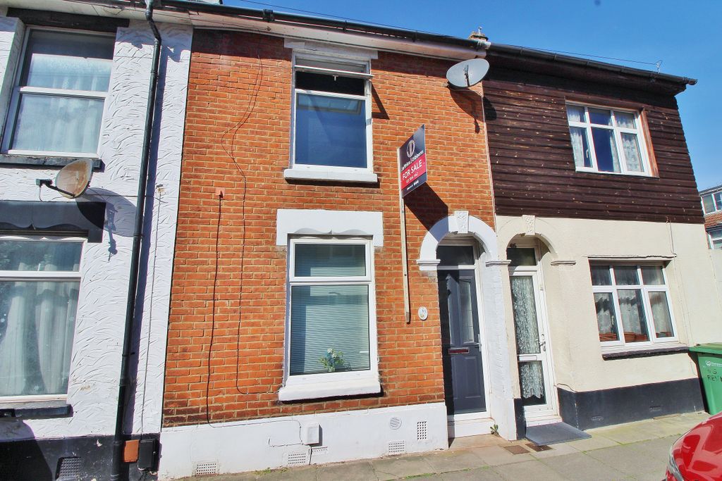 Property photo 1 of 12