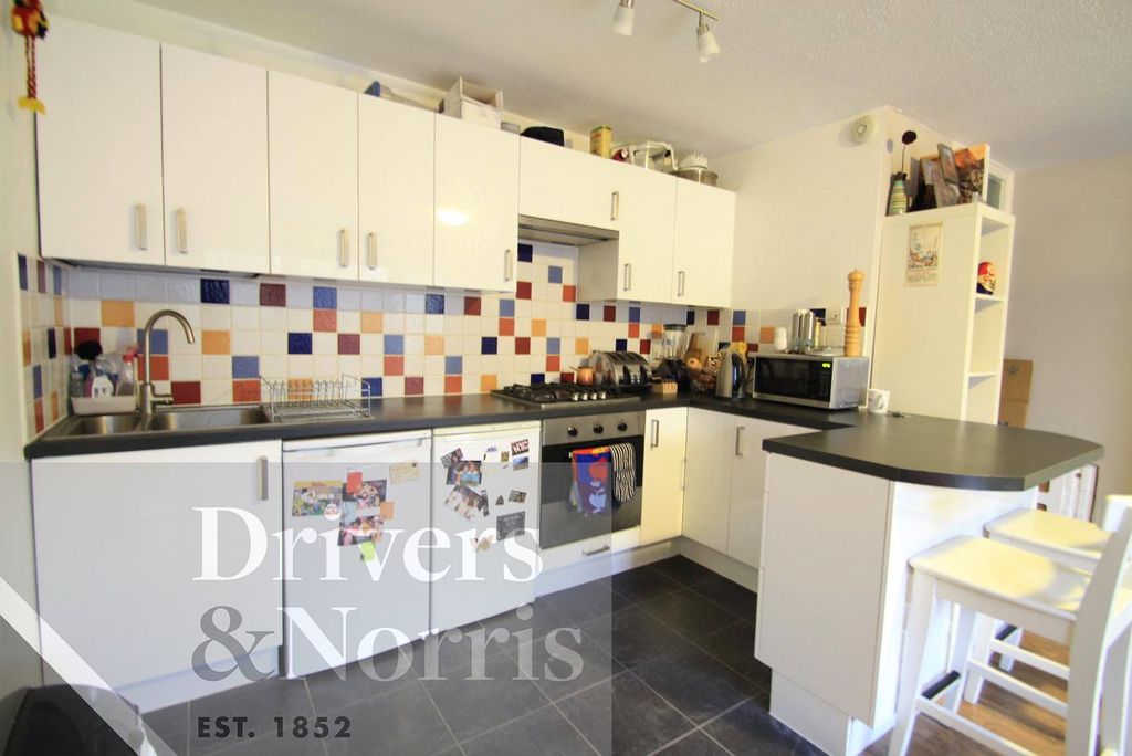 Property photo 3 of 7 Picture No. 10