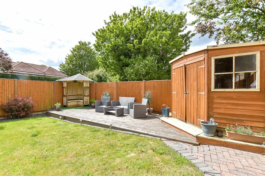 Property photo 3 of 15 Patio / Decking