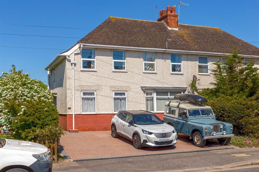 Property photo 1 of 15 Queen St_4.Jpg