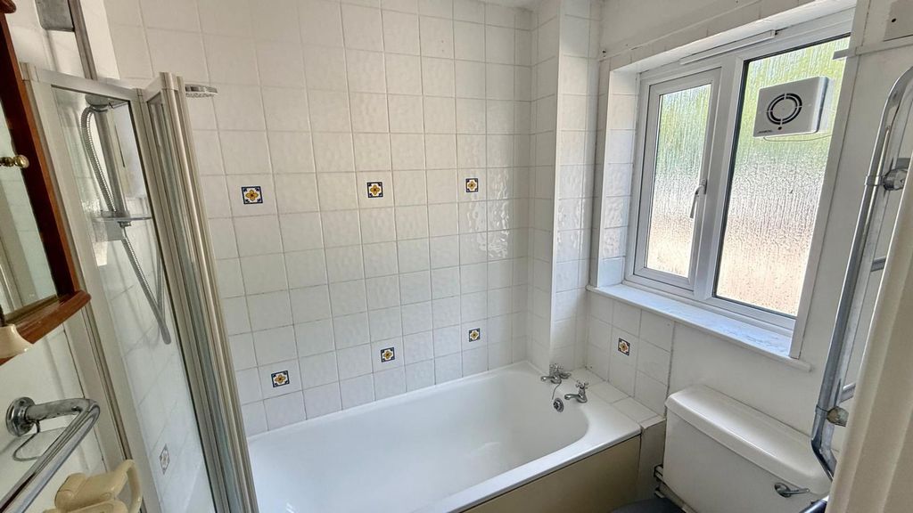 Property photo 3 of 3