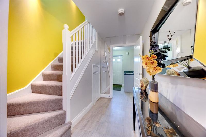 Property photo 3 of 20 Photo 16